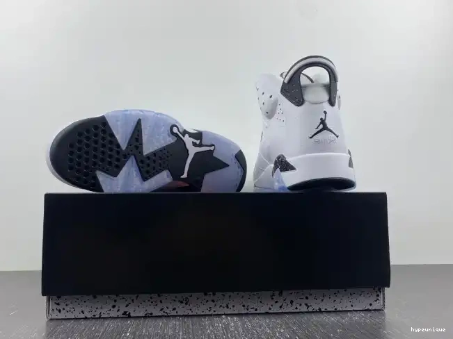 HYPE Reverse CT8529-112 Oreo Air Jordan 6 0501